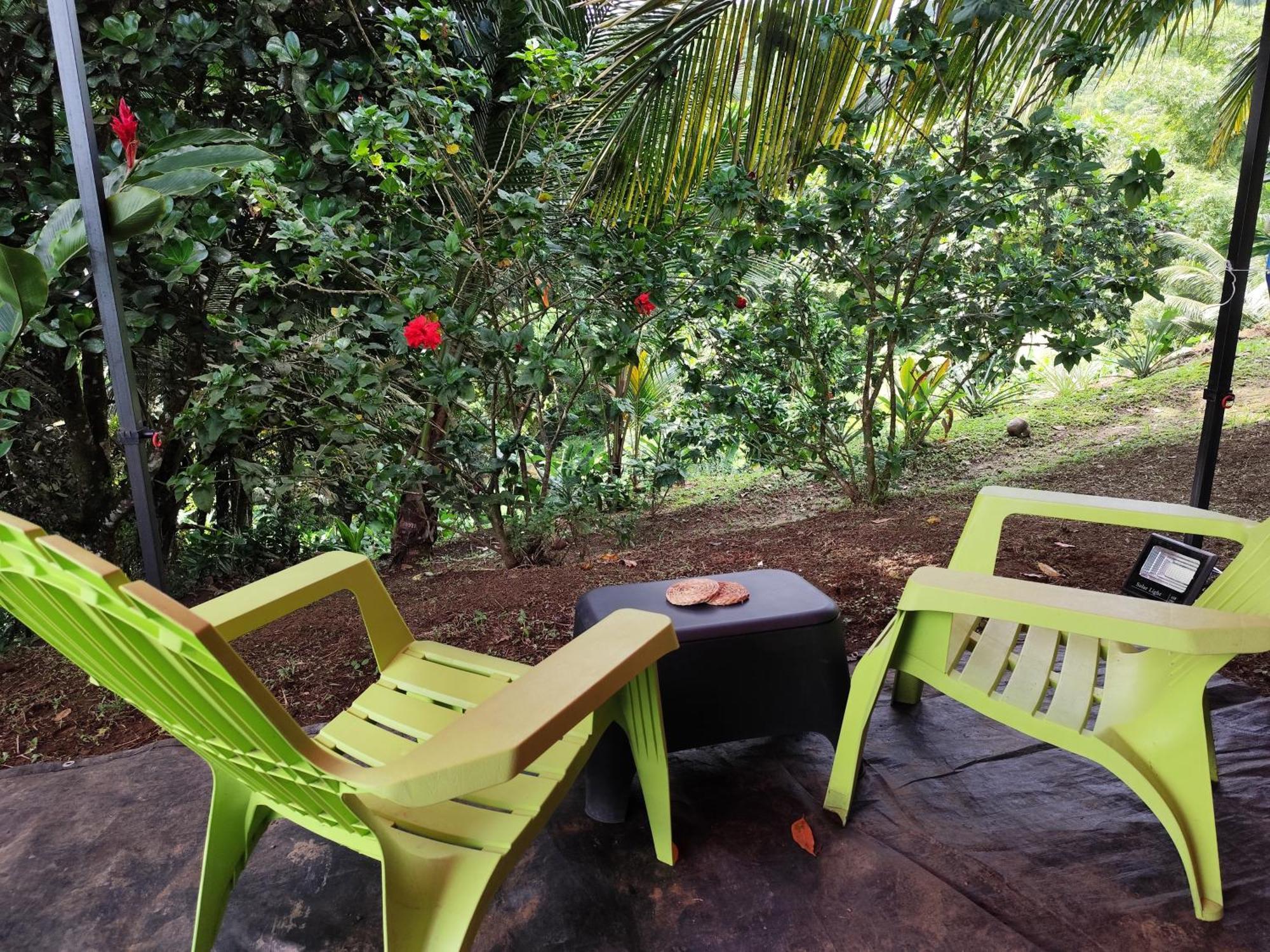 Camping A La Ferme Gros-Morne ภายนอก รูปภาพ